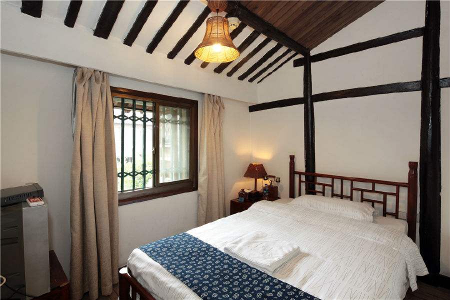 套餐列表 最忆乌镇单人写真 乌镇民宿沿西栅市河蜿蜒而布,由乌镇具有